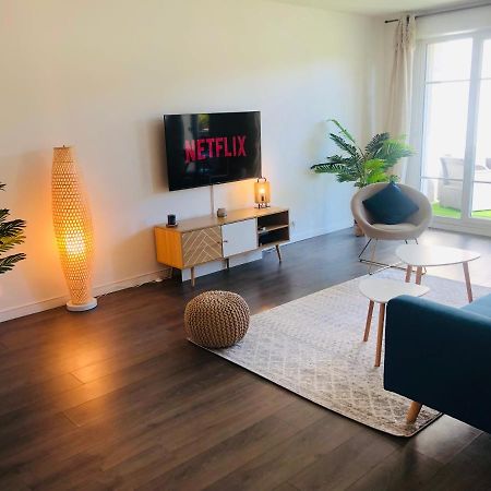 Апартаменты 7 Minutes Disney/Netflix/Terrace/Car Park Маньи-ле-Онгр Экстерьер фото